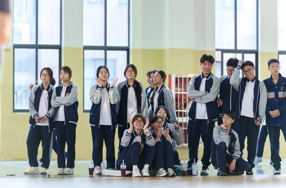 杭州信达外国语学校高中部第三届师生篮球赛